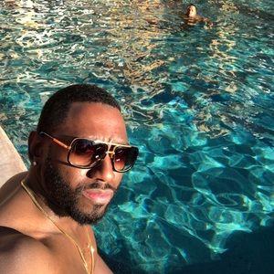 Meet your Posher, Deangelo